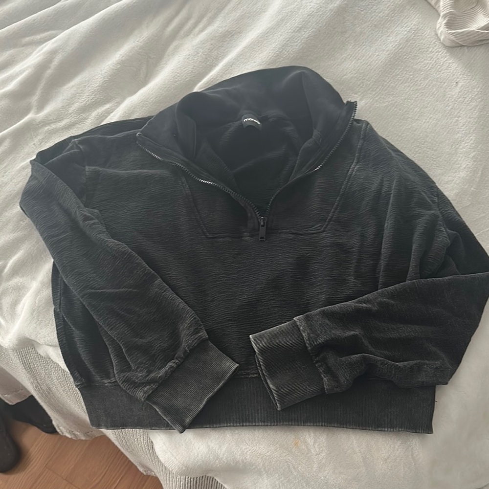 Women’s Boutique Black Half-Zip jacket